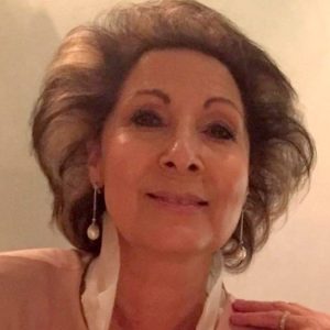 Miss Mahboub Hawkes Consultant Opthalmologist