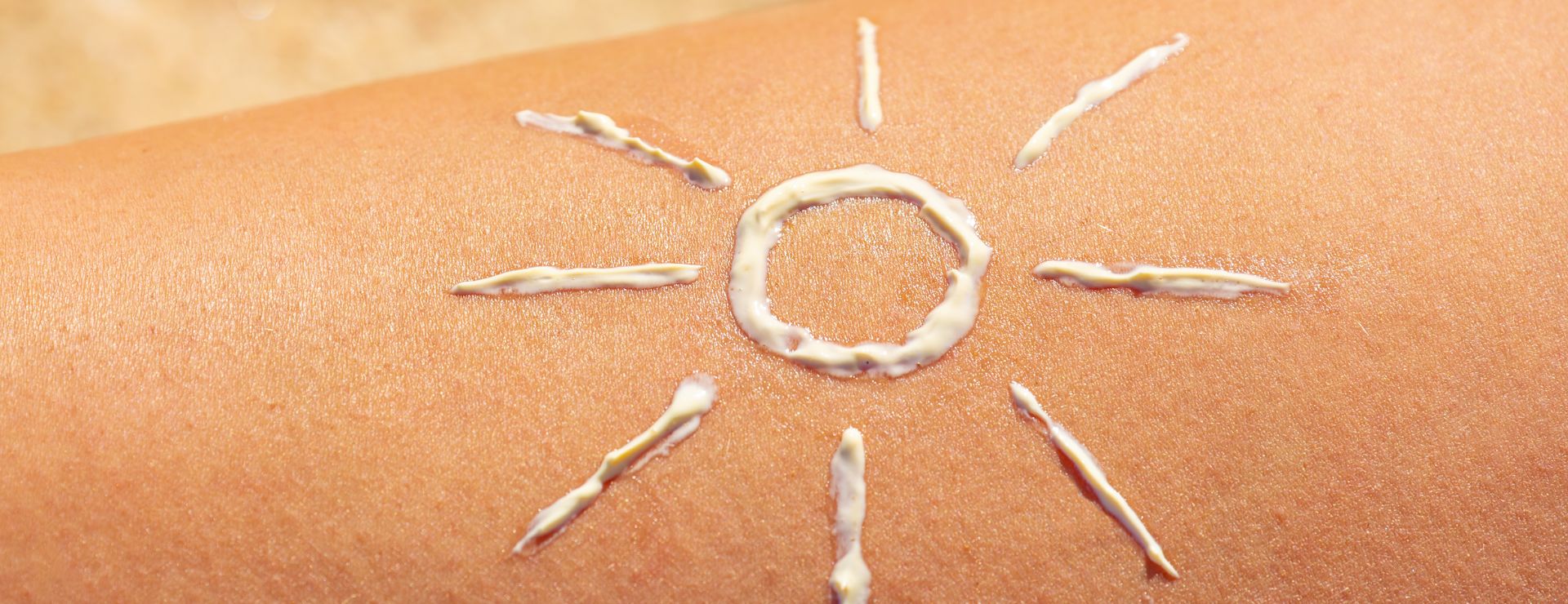 Using sun cream to protect your skin for good sun safety