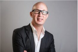 Mr Andrew Smith hand & wrist surgeon