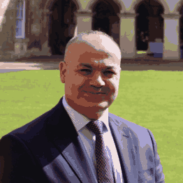 Mr Abdul Kasem, oncoplastic, reconstructive and cosmetic breast surgeon